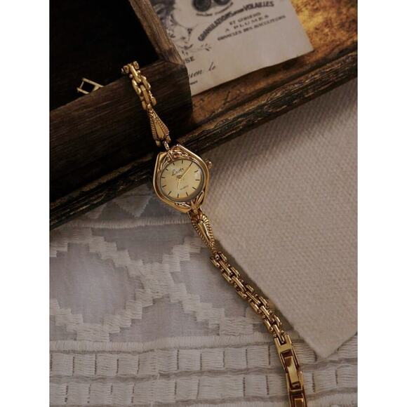 Gold French Vintage Style Unique Dainty Women’s Wrist Watch Trendy Cute Gift main image 4